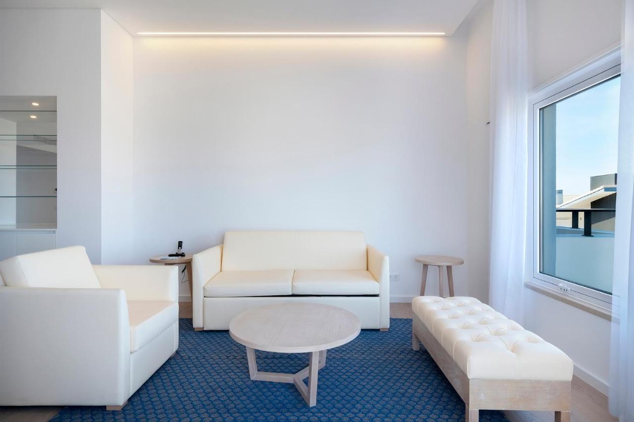 Royal Obidos Scenic Resort Praia del Rei Luaran gambar A room at the hotel